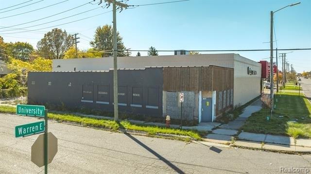 Property Image for 17658 E WARREN Avenue