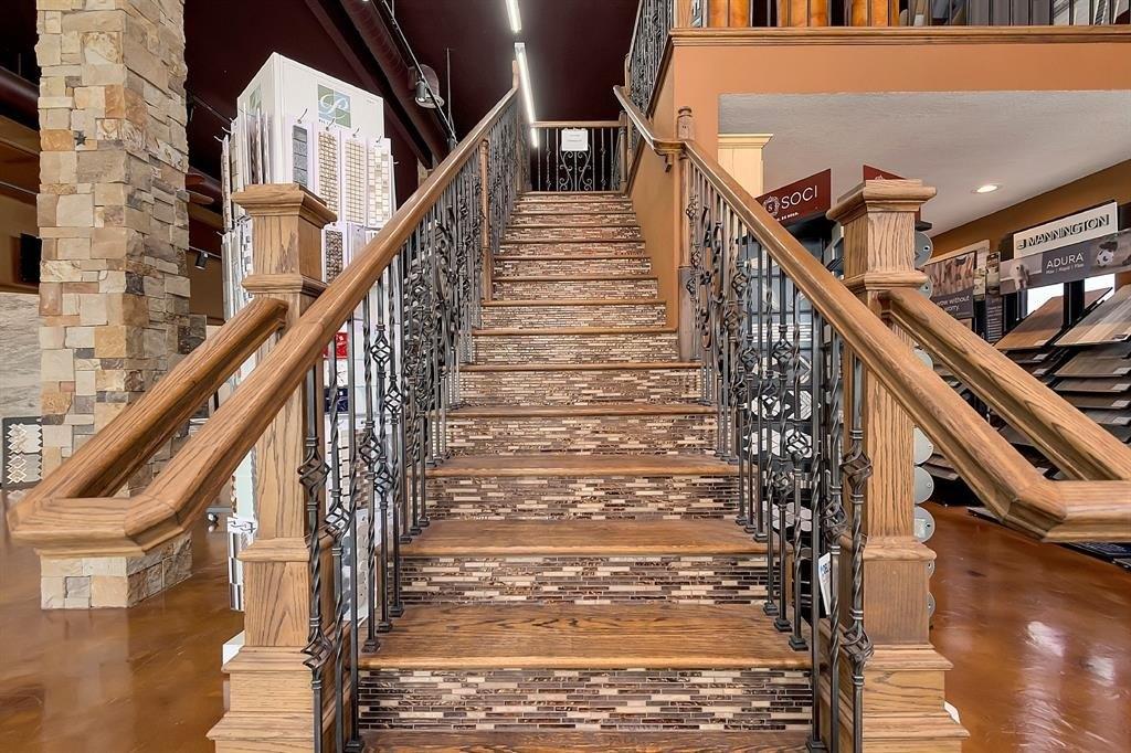 Property Image for 7716 Davis Boulevard