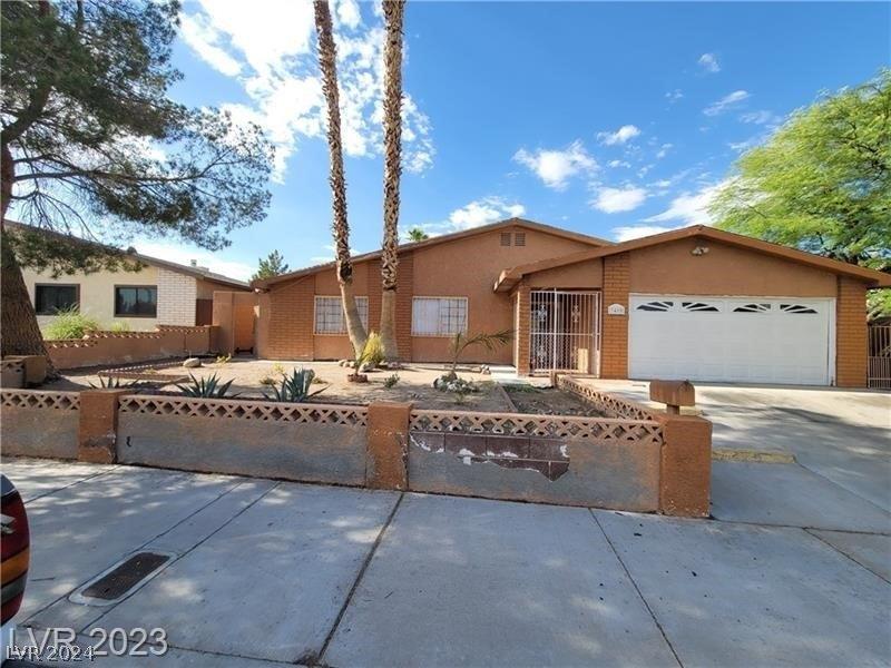 Property Image for 3480 E Hacienda Avenue