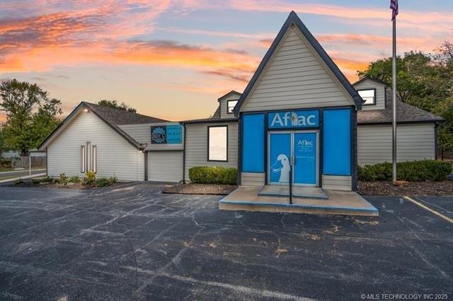 Property Image for 1823 W 51st Street