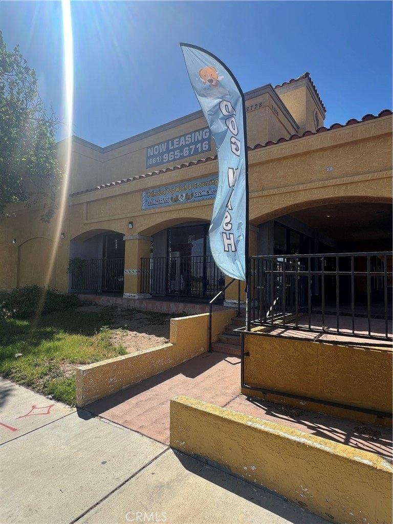 Property Image for 2720 E Palmdale Boulevard