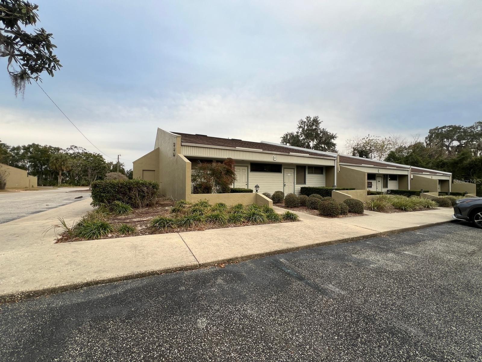 Property Image for 2801 Sw College Road 8