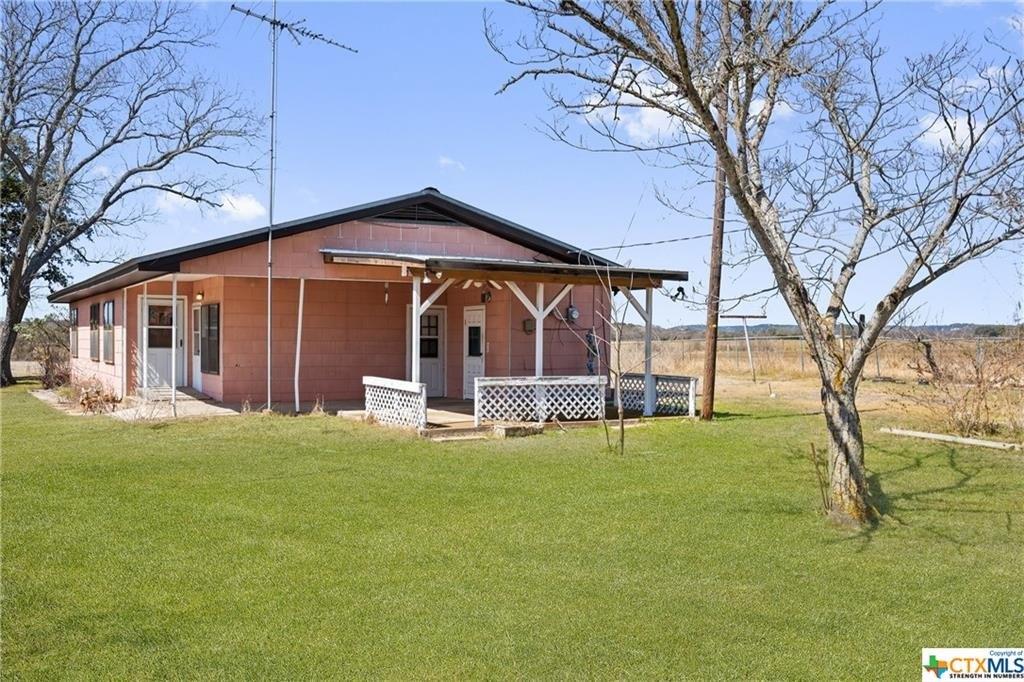 Property Image for 5692 Ranch Road 1623