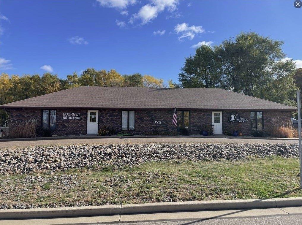 Property Image for 1025 N Hastings Way