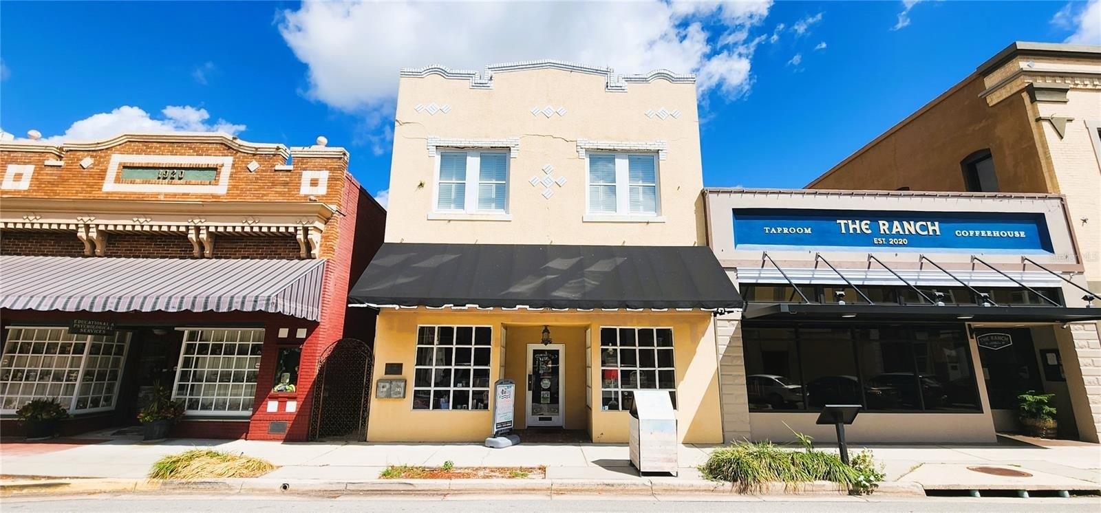Property Image for 241 E Park Avenue