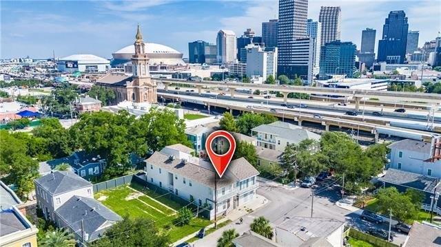 Property Image for 1201 BARONNE Street