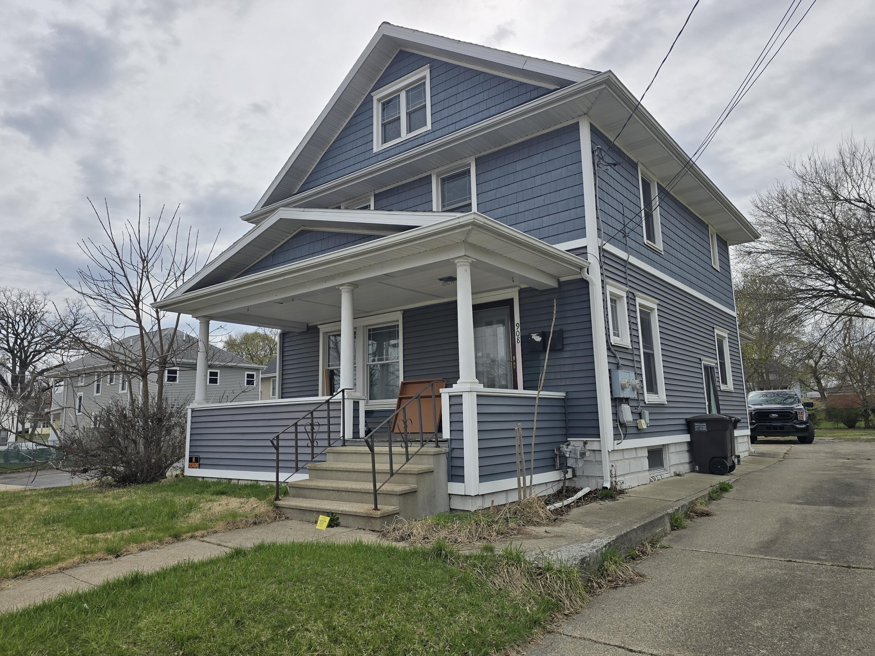 Property Image for 908 Lansing Avenue
