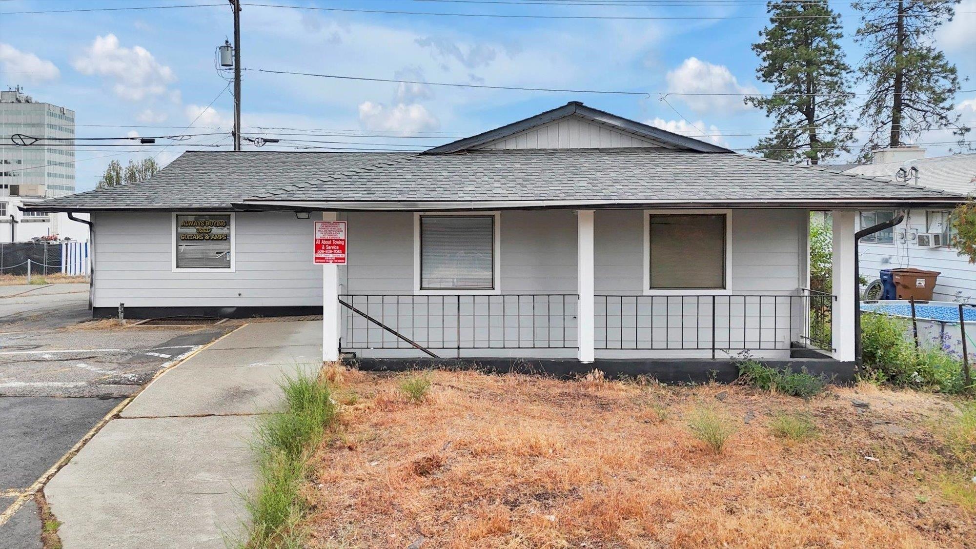 Property Image for 11 E Rockwell Ave