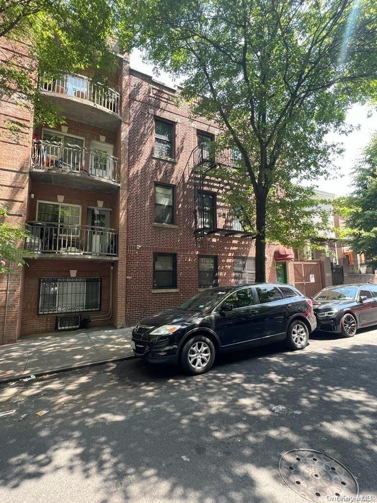 Property Image for 2312 Beaumont Avenue