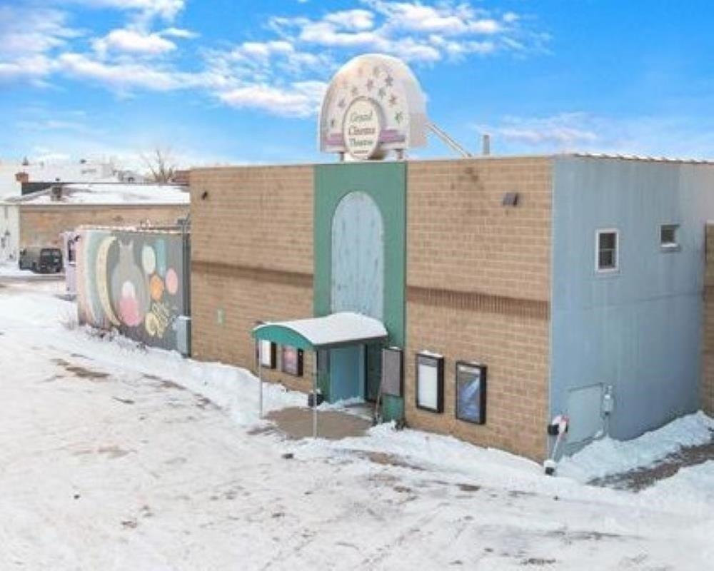Property Image for 208 W WOLF RIVER Plaza