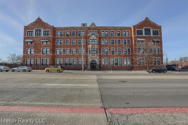 Property Image for 6533 E JEFFERSON Avenue 311