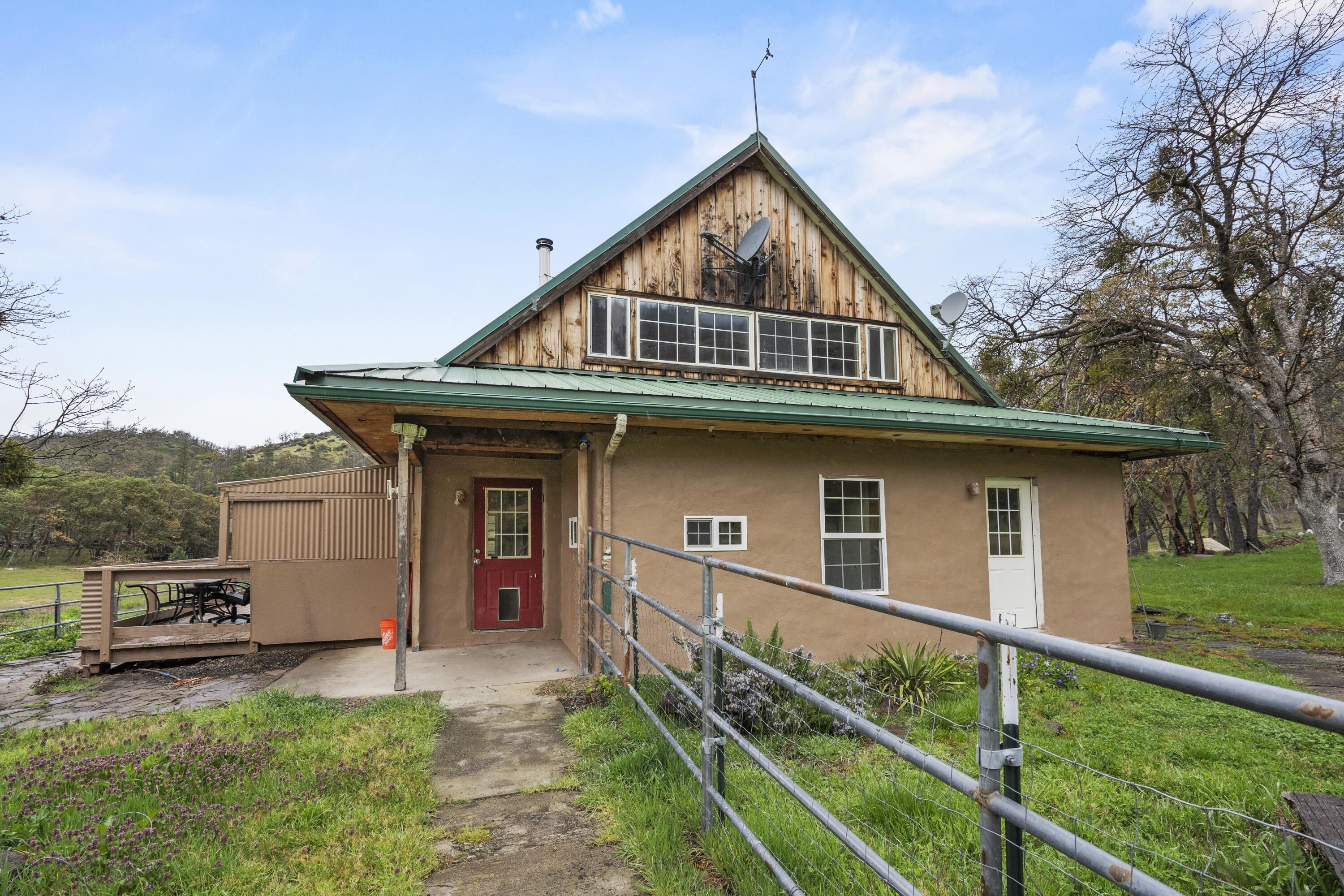 Property Image for 5619 S F Little Butte Creek Road