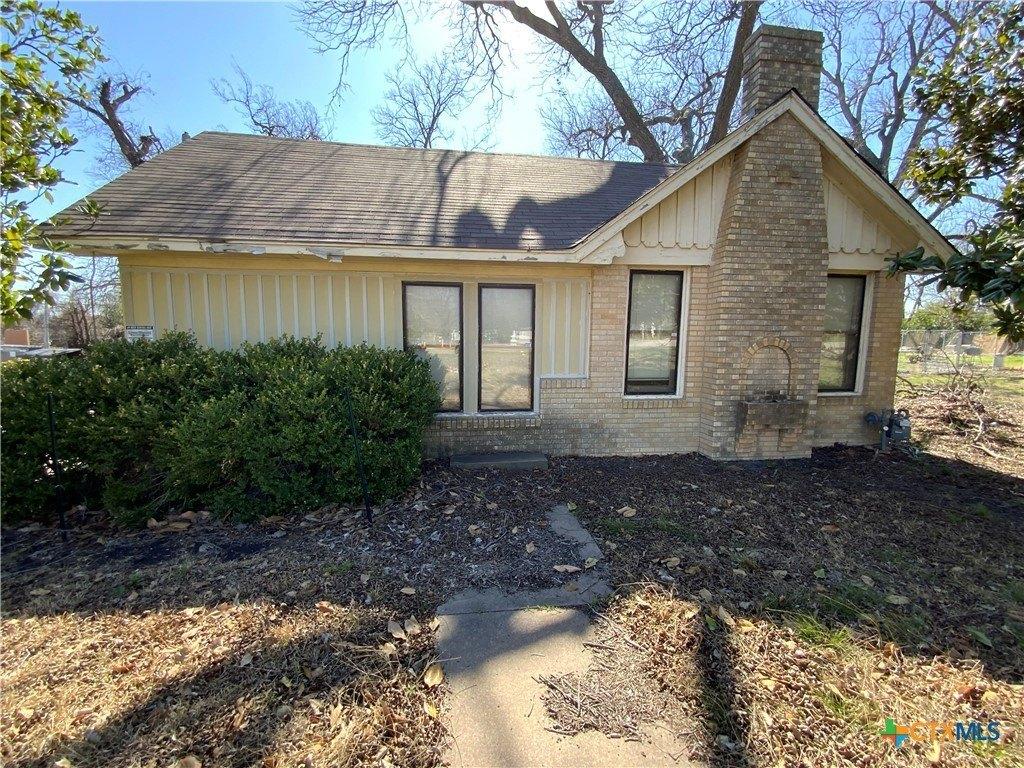 Property Image for 2309 Airport Road