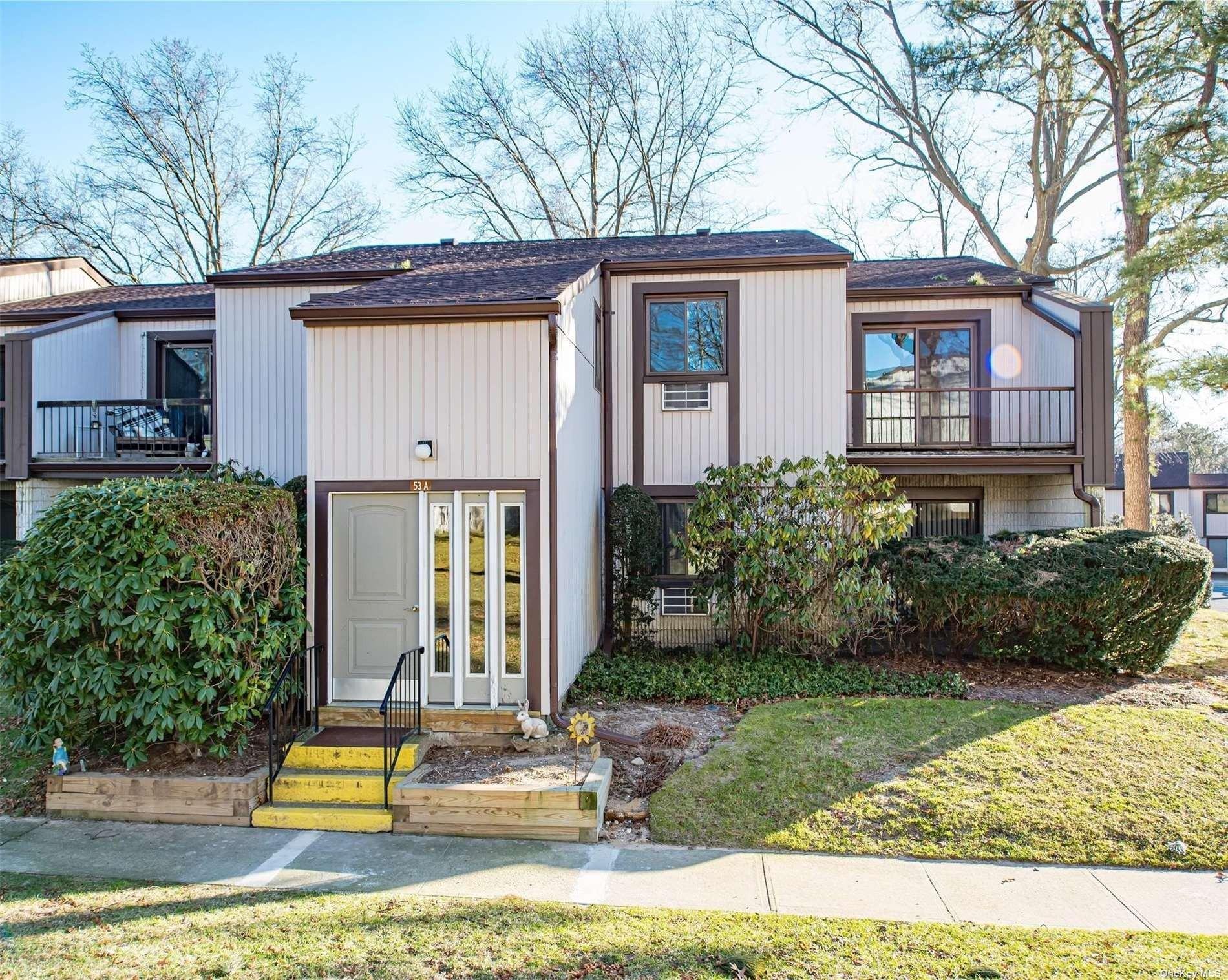 53 Richmond Boulevard 2A, Ronkonkoma, NY 11779 MLS 3530898 CENTURY 21