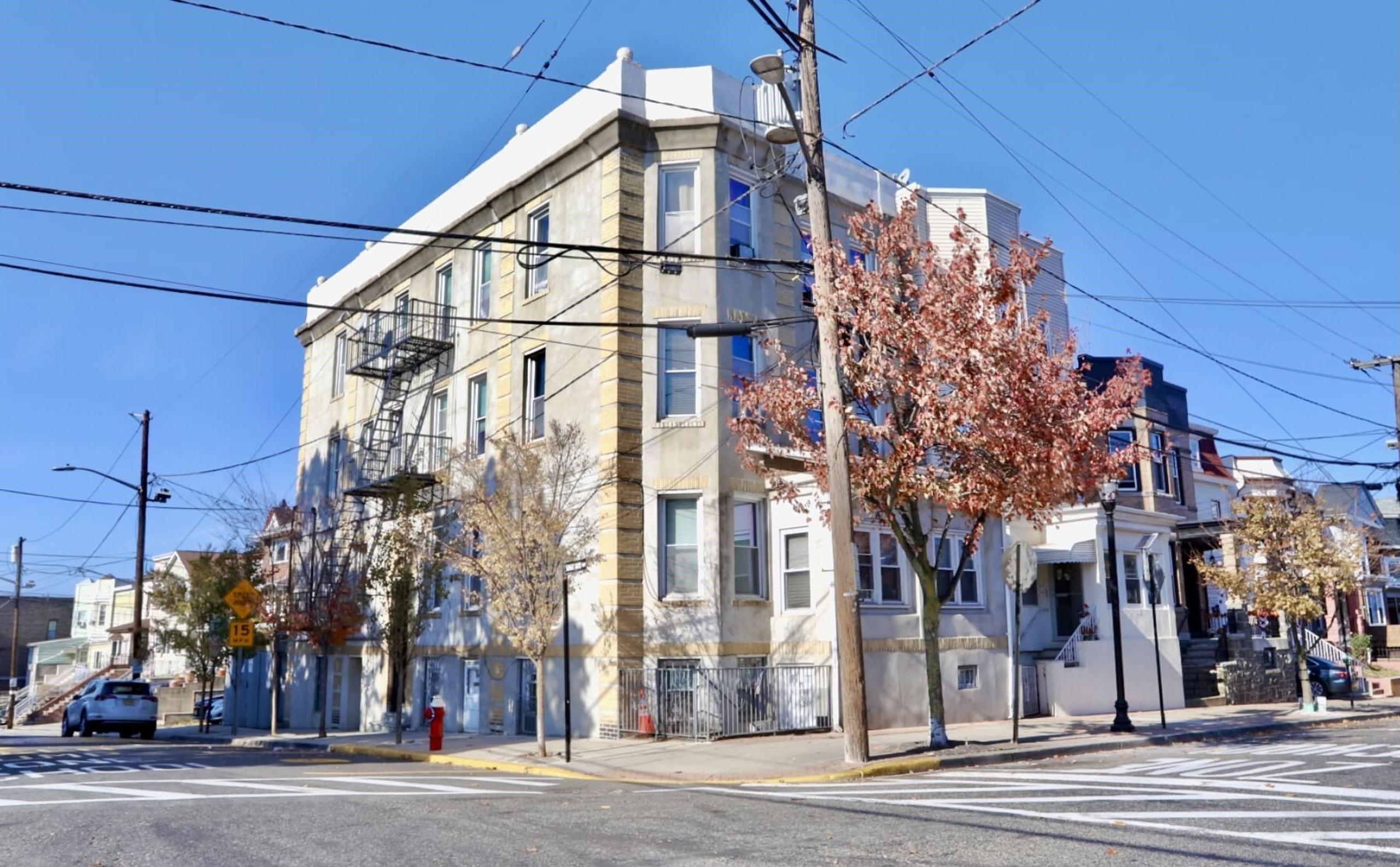 Property Image for 702 17th St