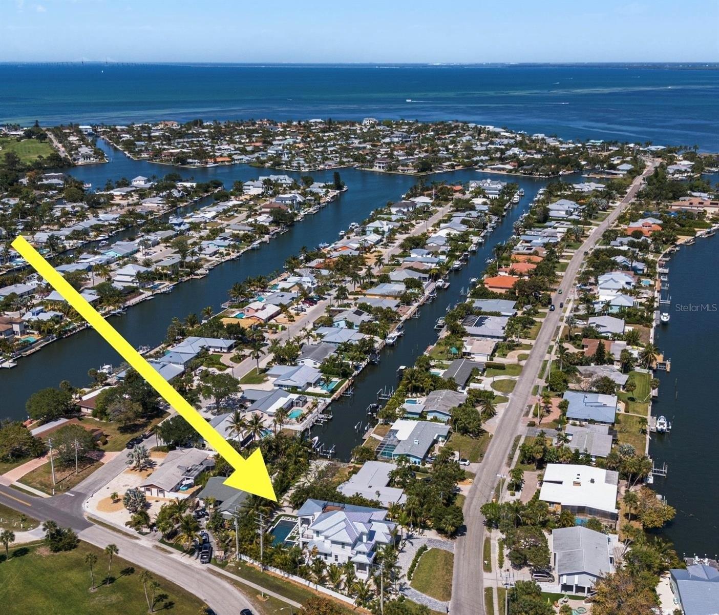 502 Key Royale Drive, Holmes Beach, FL 34217 MLS T3488129 CENTURY 21