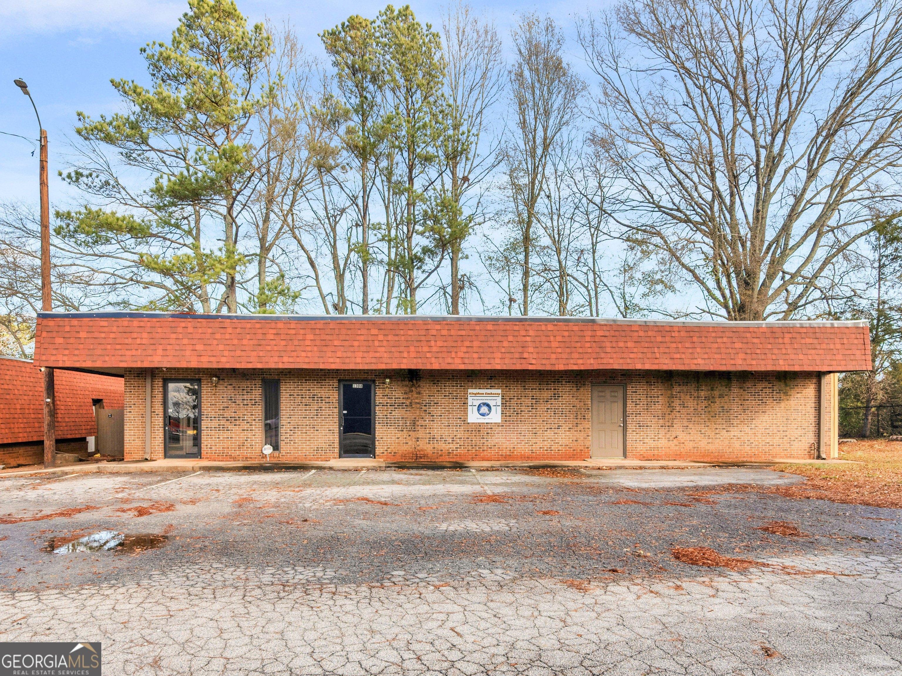 Property Image for 1308 W Solomon