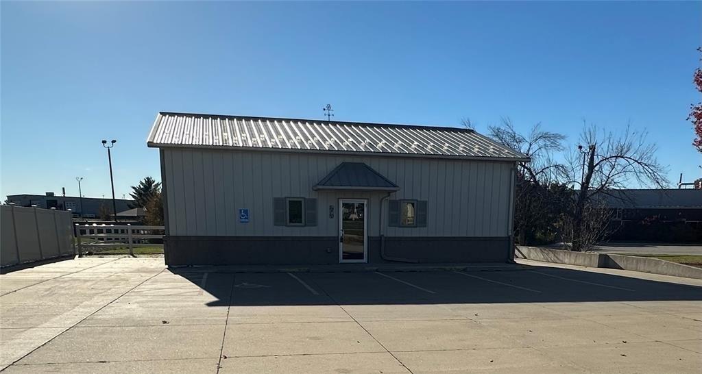 Property Image for 1210 N Center Point Road