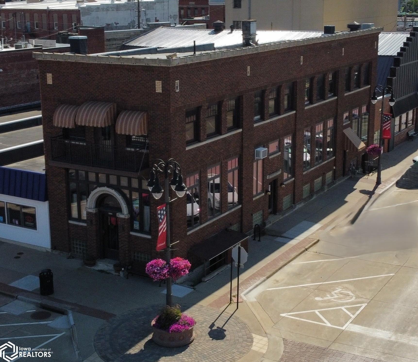Property Image for 937 Broad Street