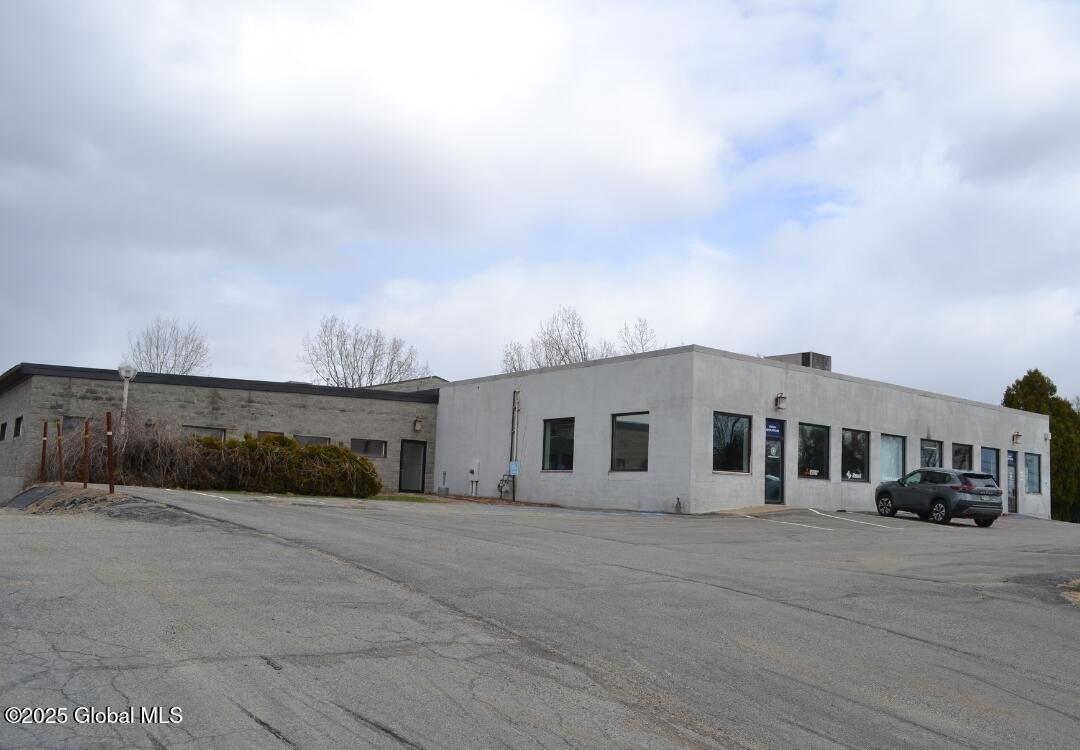 Property Image for 281 Dix Avenue