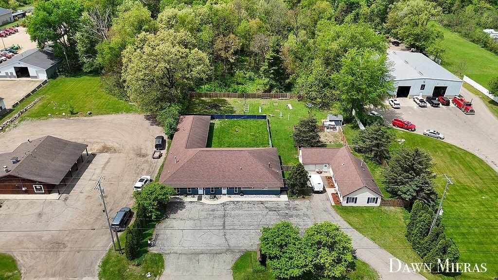 Property Image for 7795 Douglas Avenue