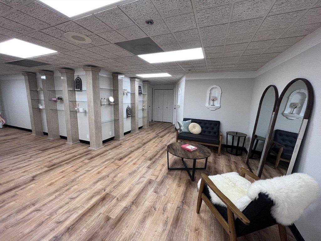 Property Image for 490 Shrewsbury St 6-11