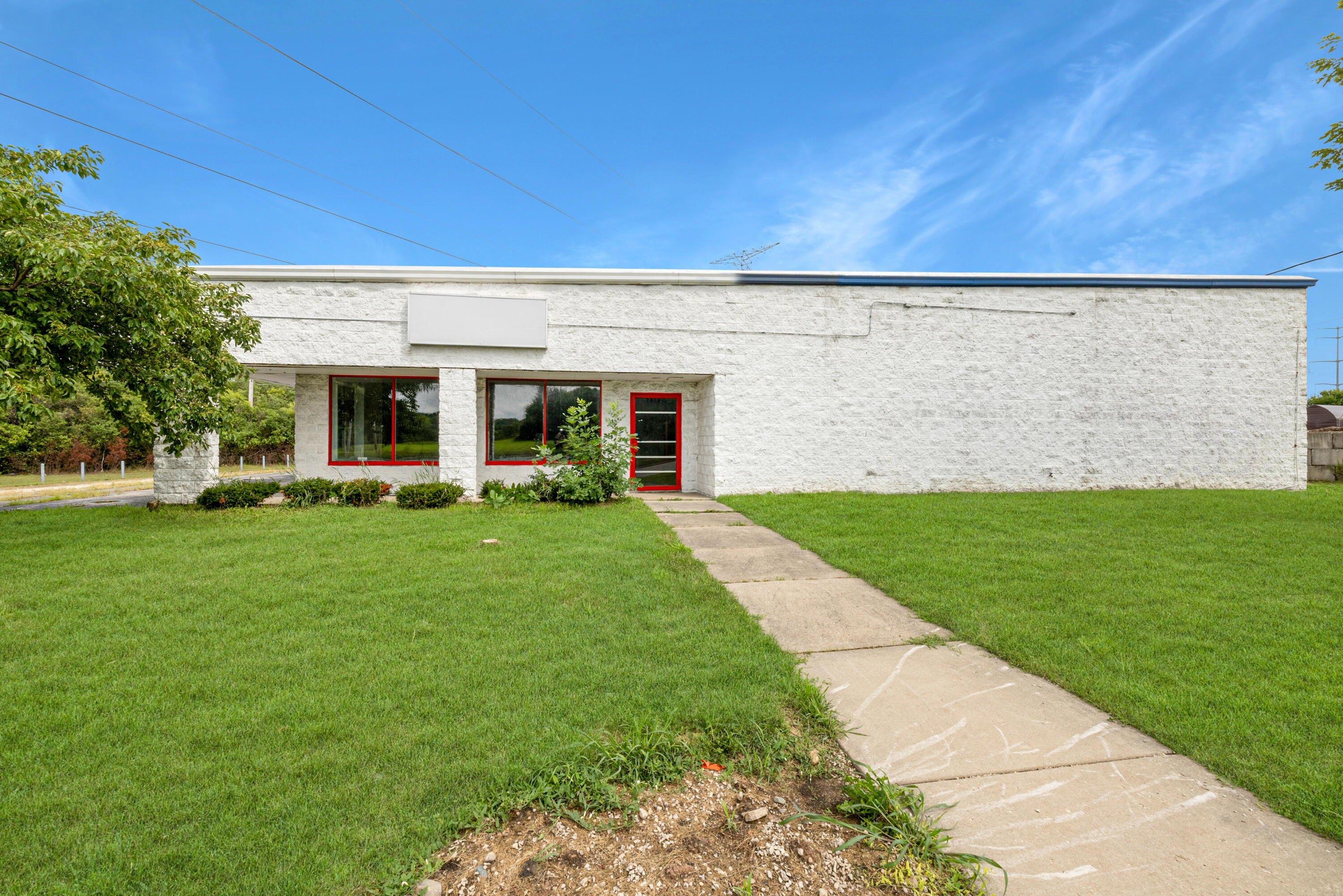 Property Image for 7016 N 76th St