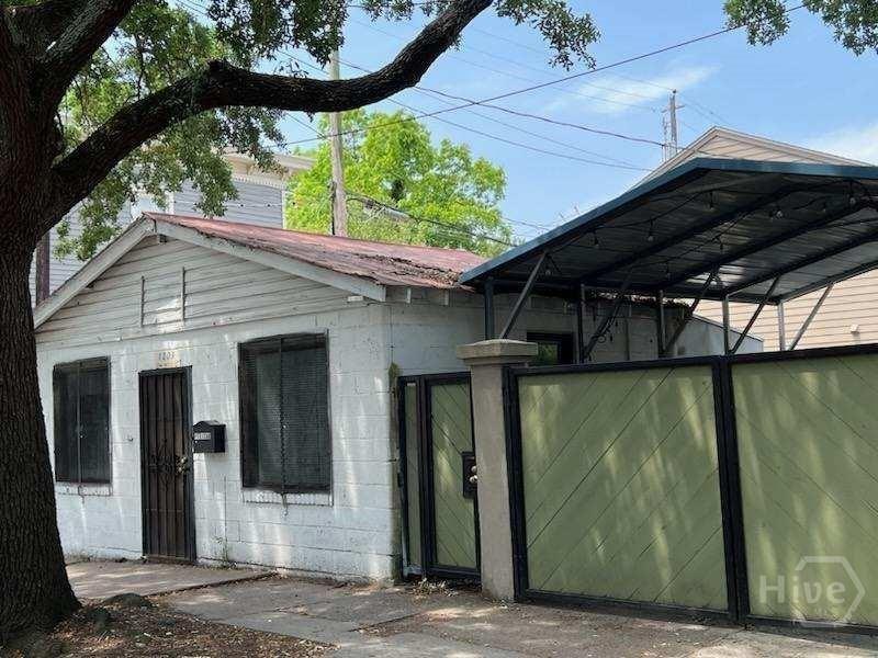 Property Image for 1209 Barnard Street