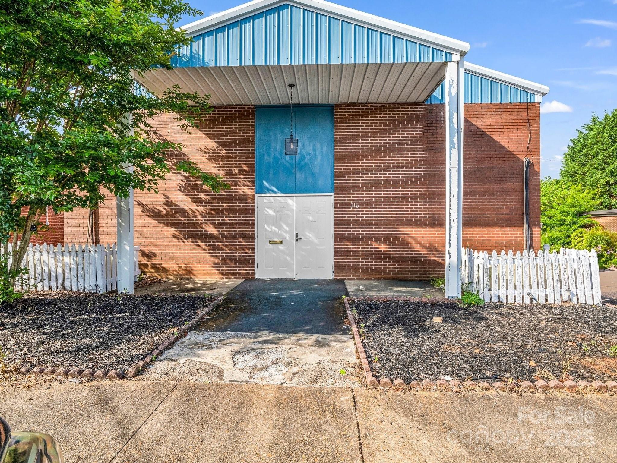 Property Image for 115 Davis Street