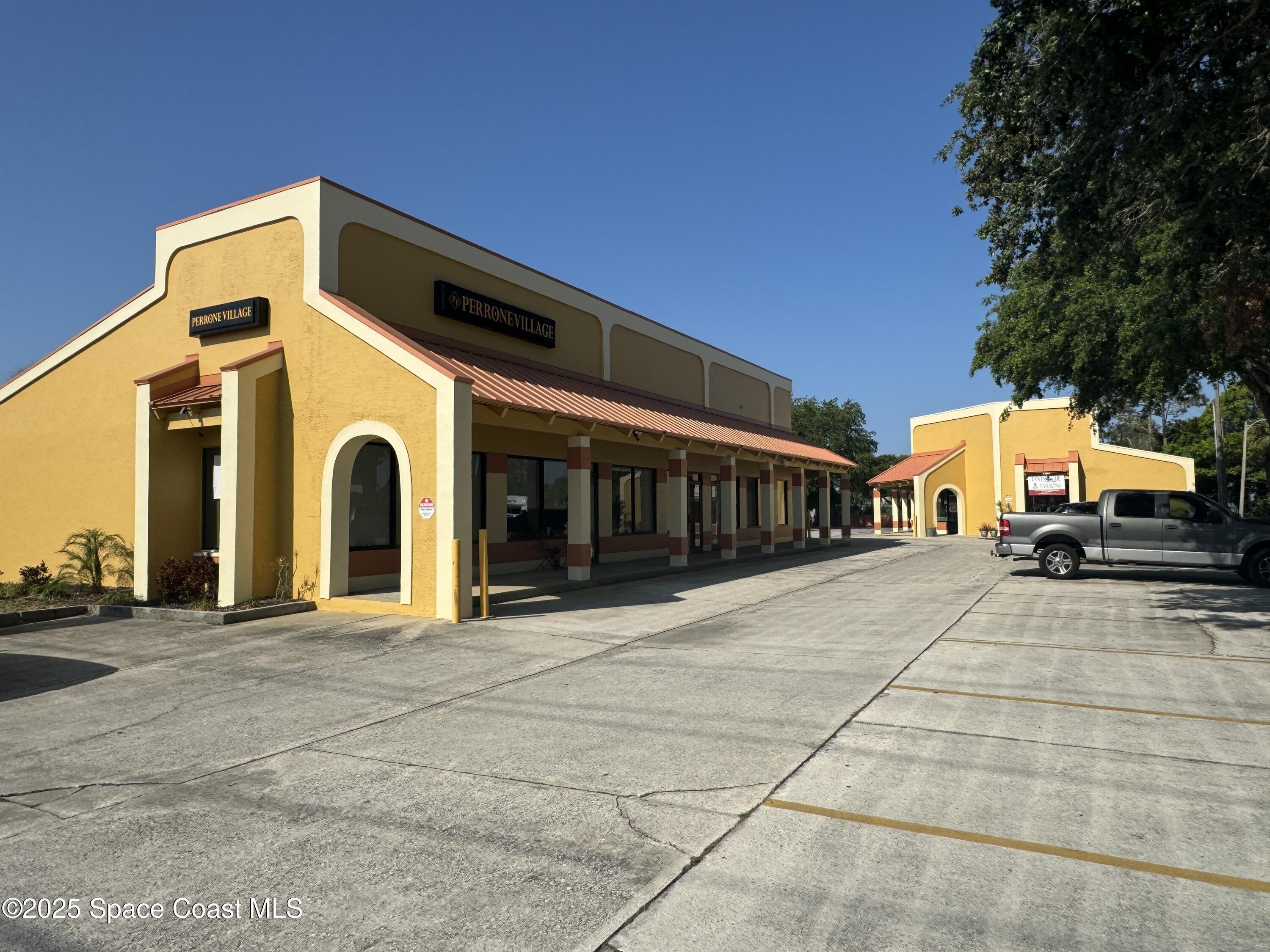 Property Image for 1175 N Courtenay Parkway