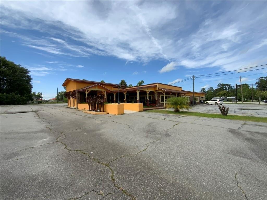 Property Image for 1506 Memorial Drive