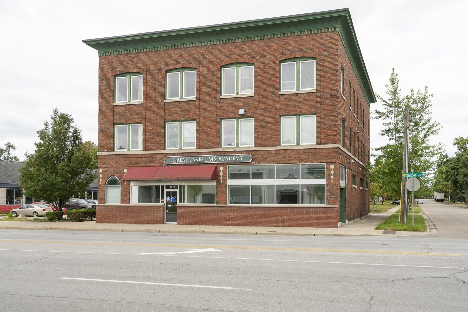 Property Image for 1001 Division Avenue S