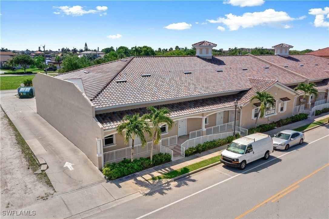 Property Image for 4519 SE 16th Place unit: 102 102