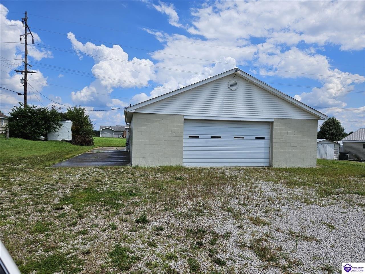Property Image for 3294 Hodgenville Road