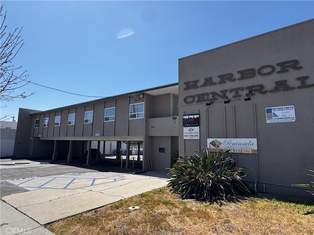 Property Image for 555 W 9th Street