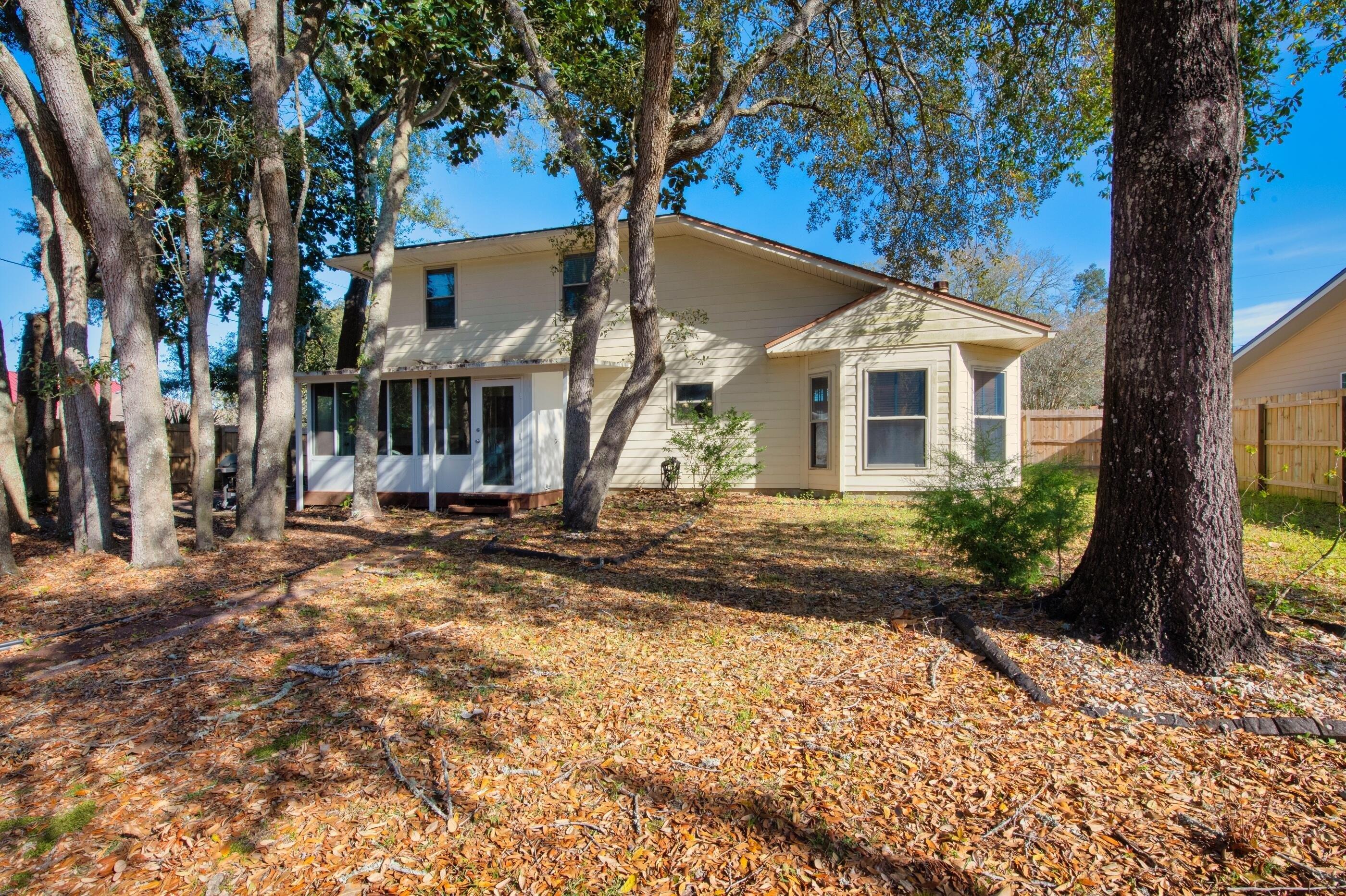 2 Shamrock Drive, Mary Esther, FL 32569 MLS 945446 CENTURY 21