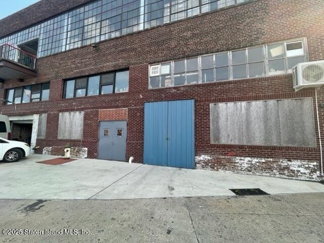 Property Image for 3111 Richmond Terrace 2