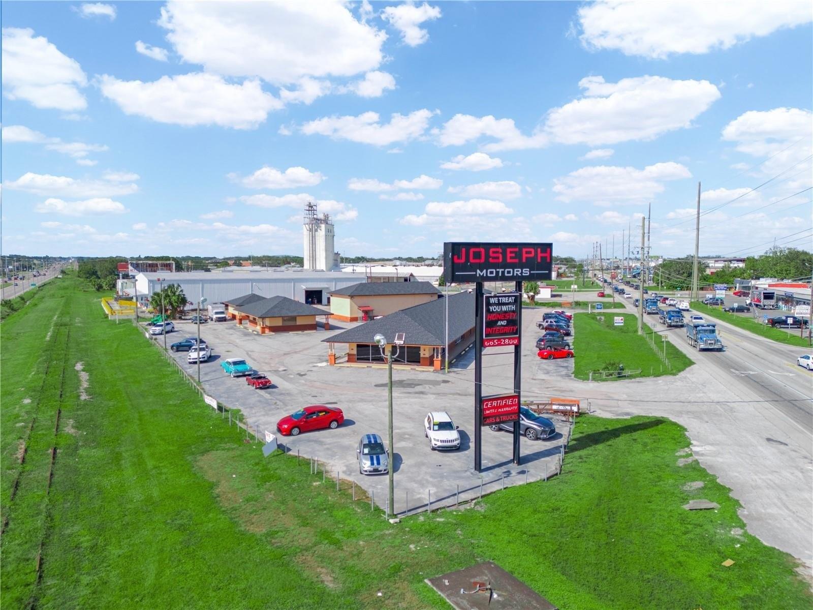 Property Image for 3003 S Combee Road