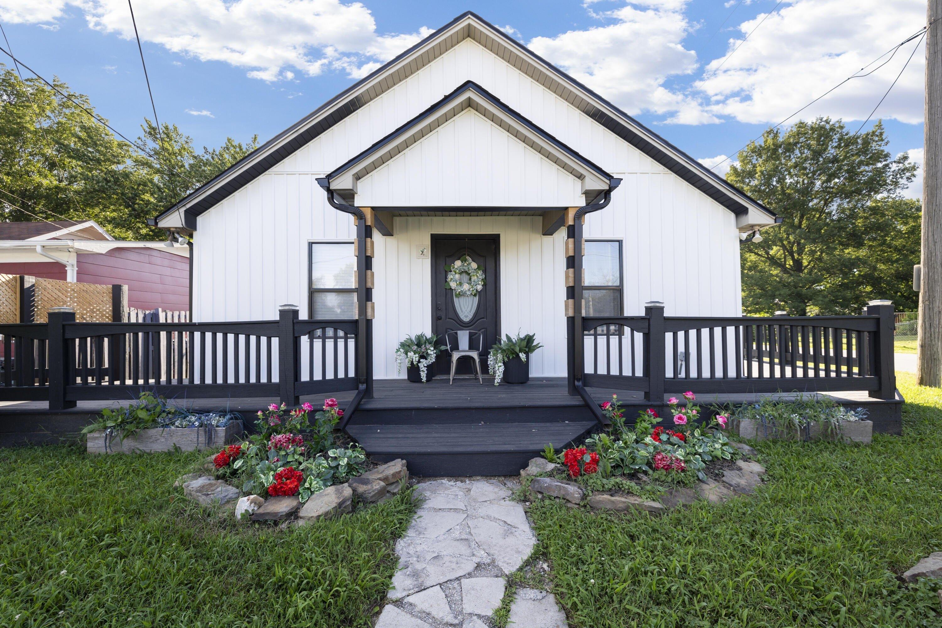 Property Image for 425 N Main Street