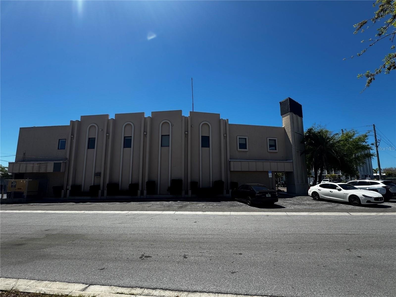 Property Image for 301 S Missouri Avenue