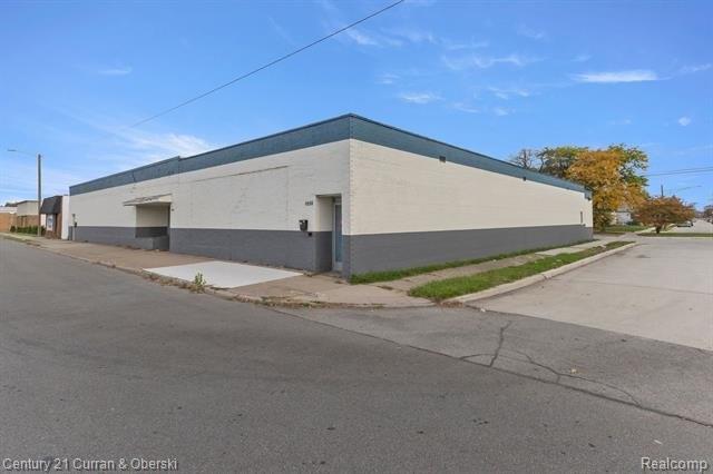 Property Image for 1060 Southfield Rd