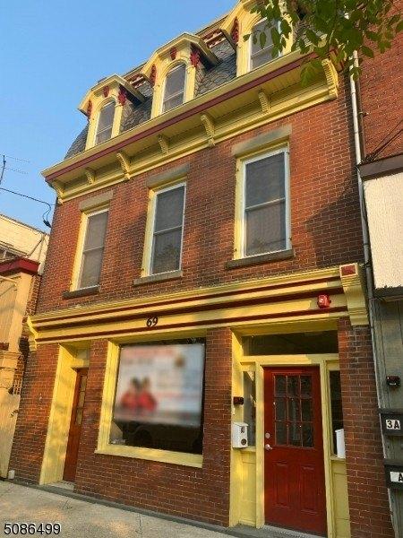 Property Image for 69 E Washington Ave