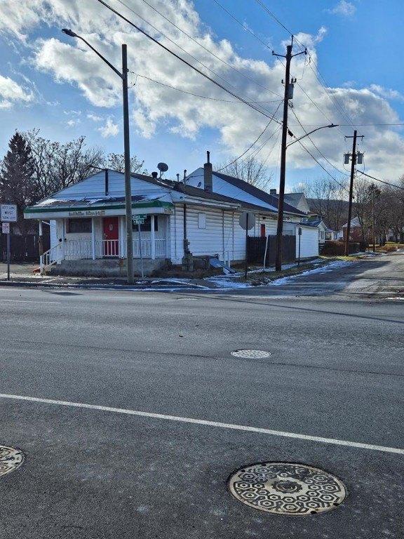 Property Image for 1321 College Avenue