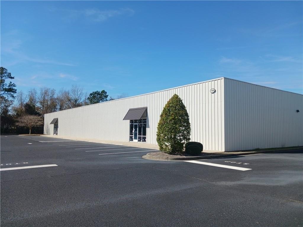 Property Image for 300 Commerce Center Drive 100