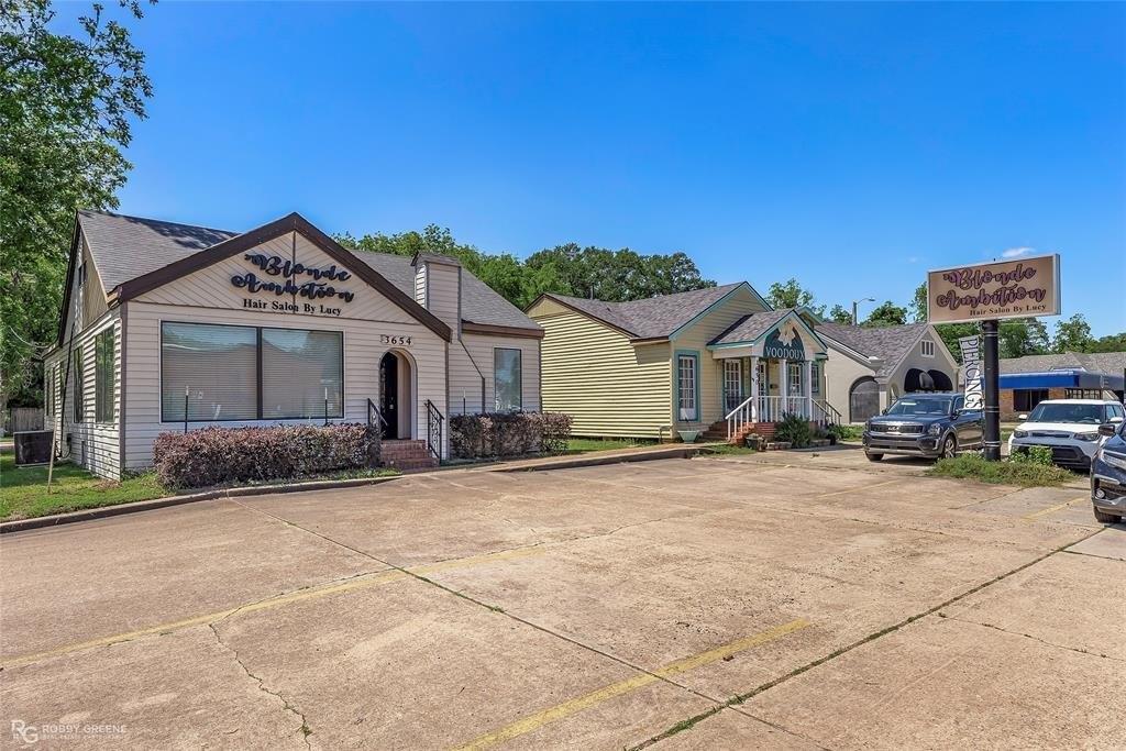 Property Image for 3650/3654 Youree Drive