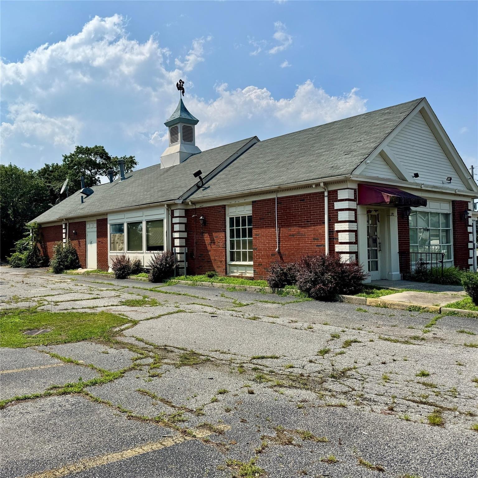 Property Image for 292 Little East Neck Road