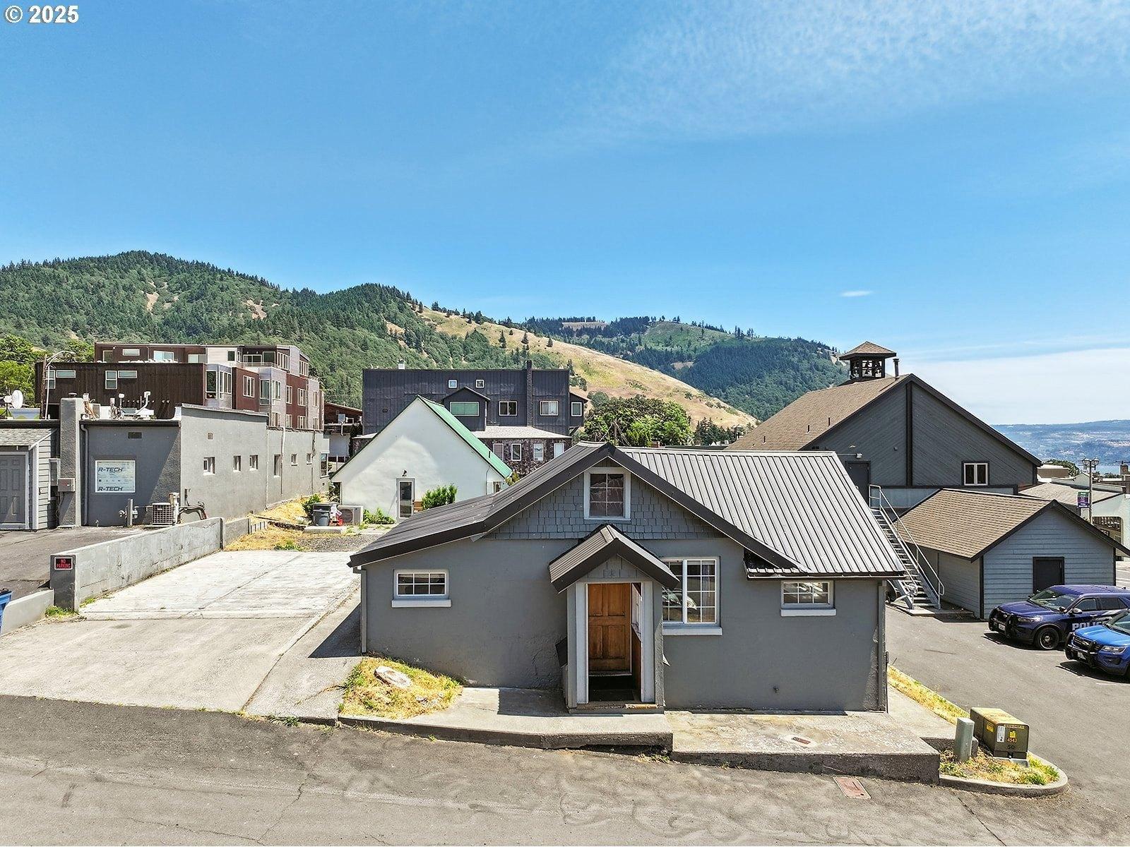 Property Image for 120.5 N Main Ave