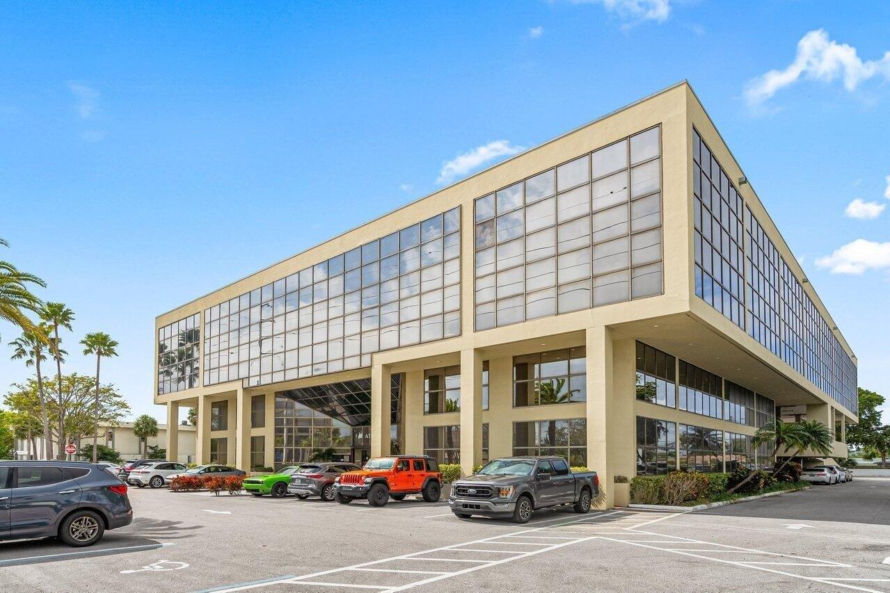 Property Image for 631 Us Highway 1 203
