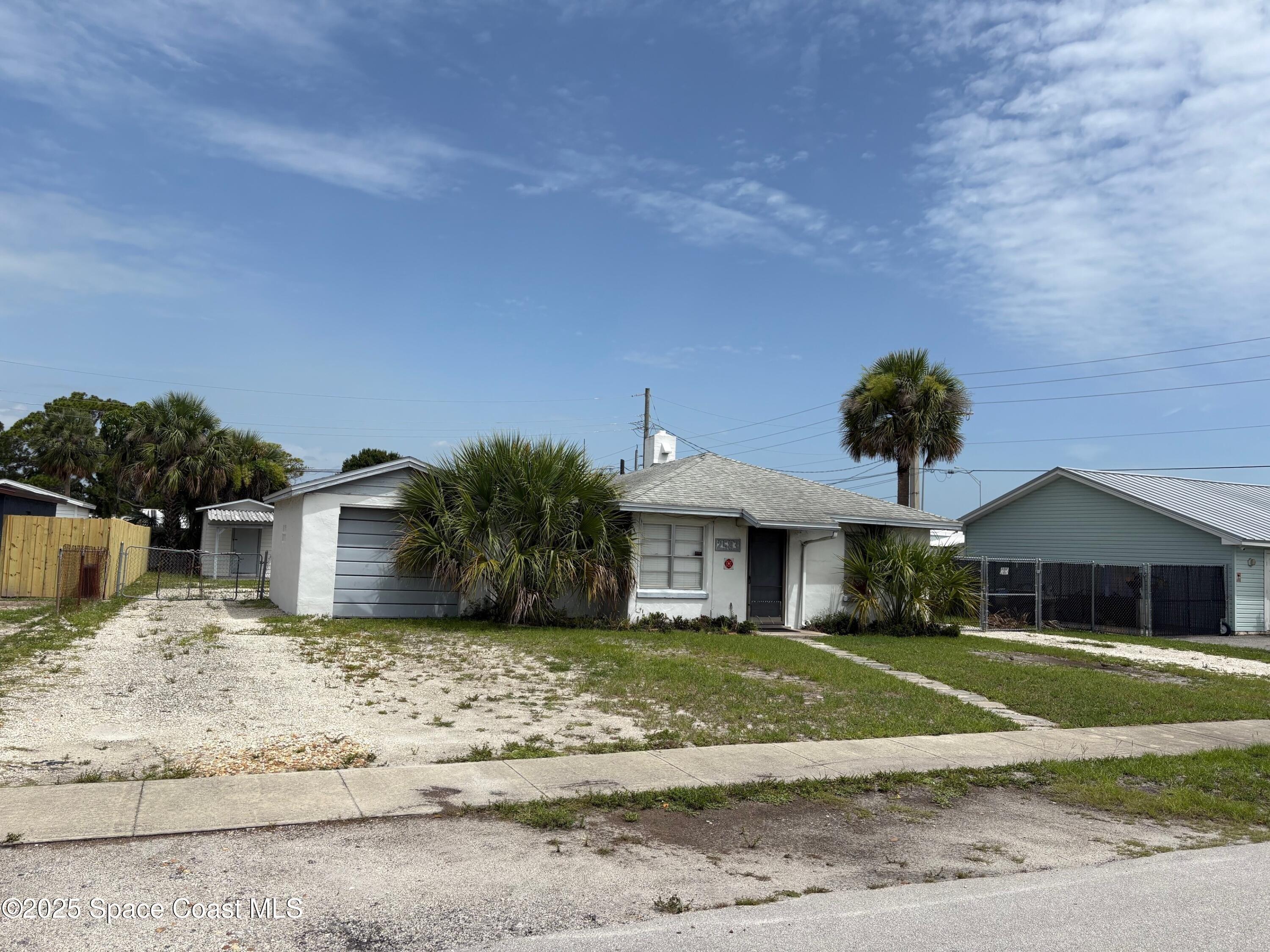 Property Image for 2583 Victoria Drive NE