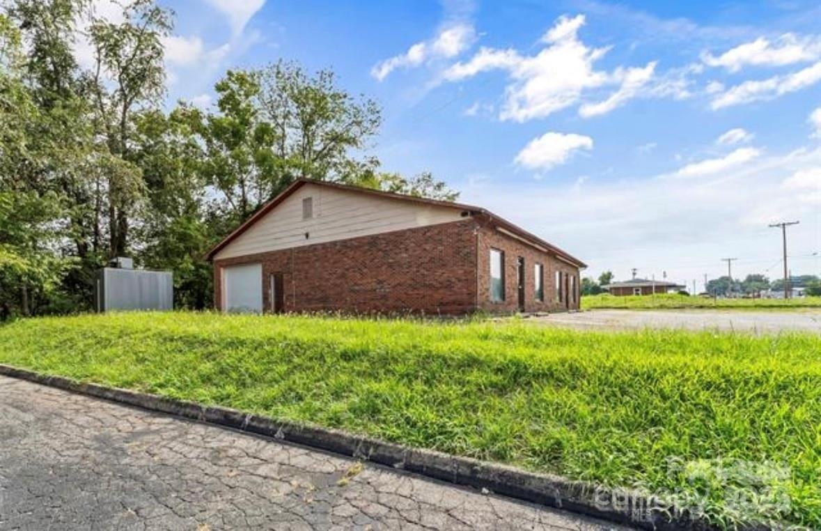 Property Image for 211 Carbon City Road
